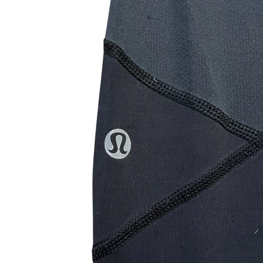 Lululemon Black Base Pace High-Rise Cropped Leggings 22" Size 4 - Picture 8 of 8